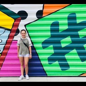 Meet your Posher, Ansley